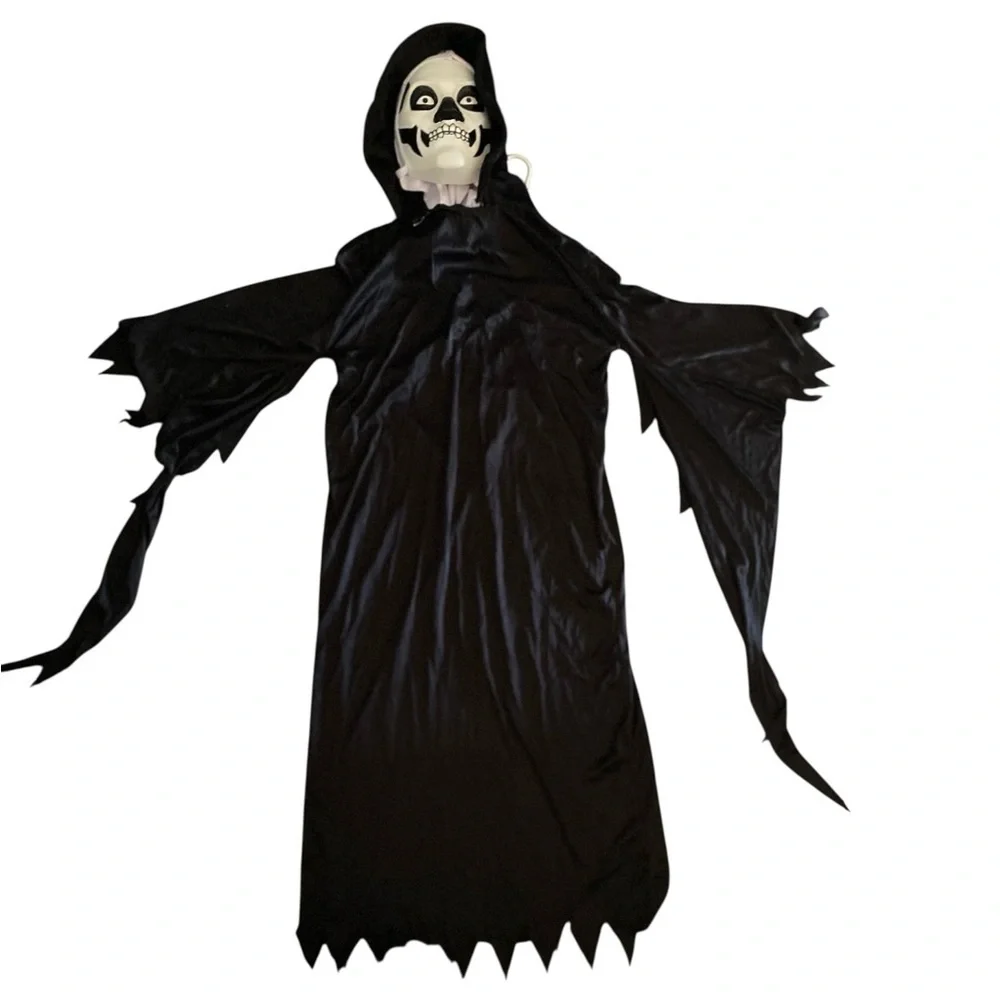 Spirit Halloween Grim Reaper youth Costume Black spooky haunted ghoul scary Mask